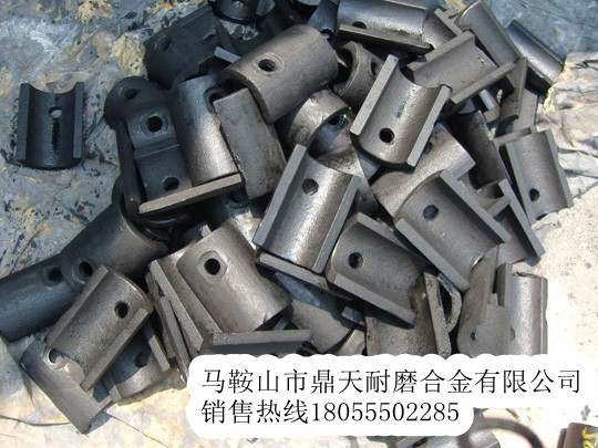 馬鞍山廠家供應(yīng)鎮(zhèn)江華晨華通75攤鋪機(jī)配件，優(yōu)質(zhì)葉輪、履帶板